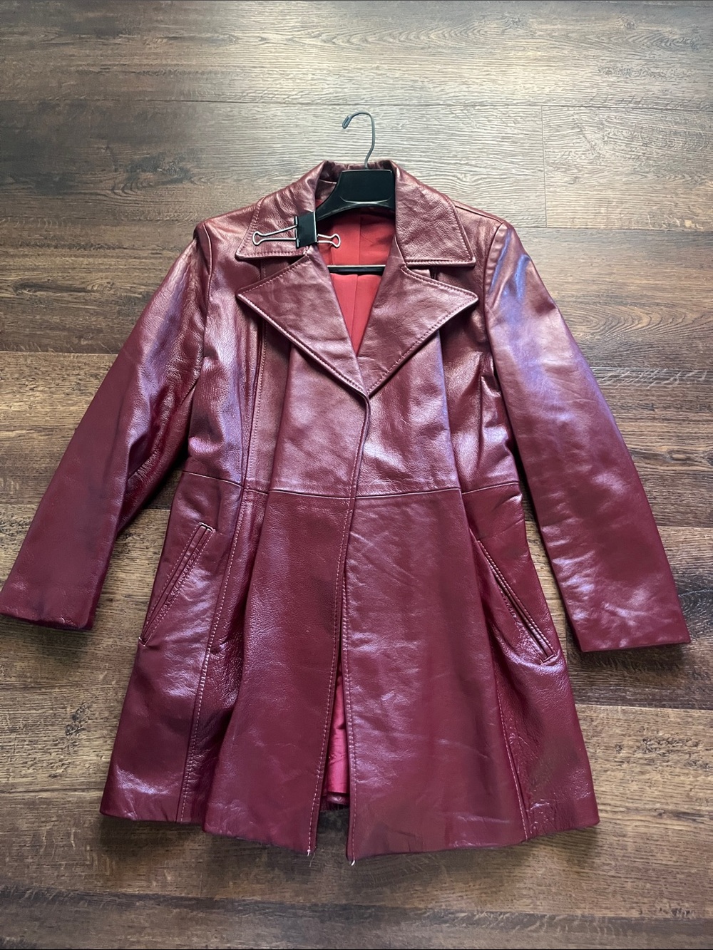 Women's Burgundy Leather Coat - Classic Notch Collar